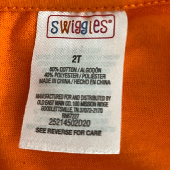 Halloween T-Shirt - Picture 4 of 16